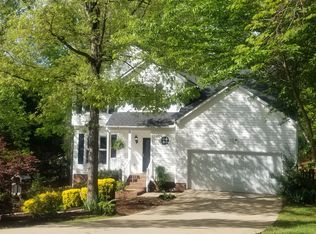 7 Hammel Ct, Simpsonville, SC 29680