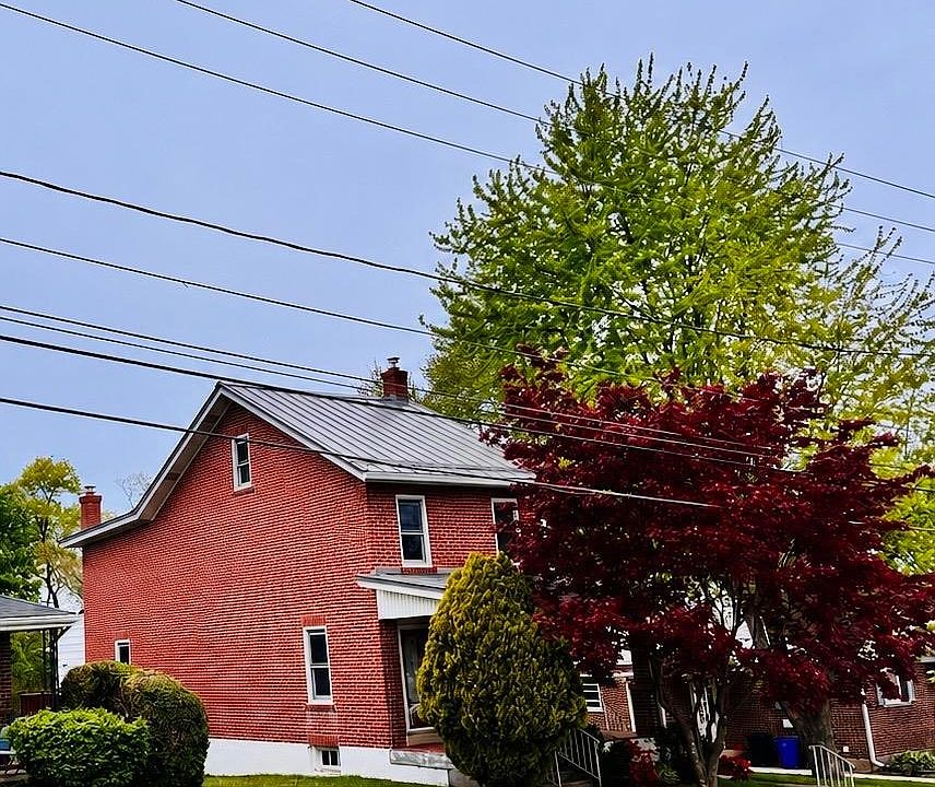 1st image of 414 S 6th St