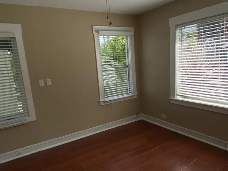312 W Richmond Ave — Photo 29