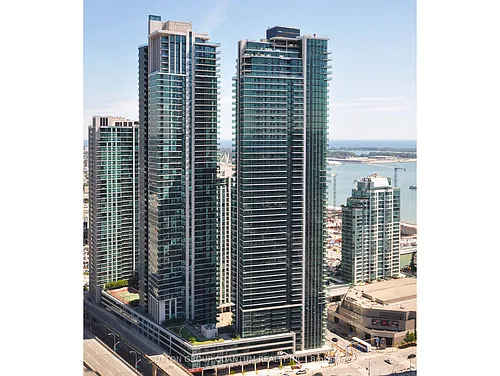 33 Bay St #911 Photo 1