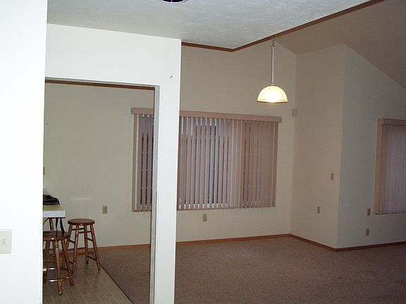 livingroom from door