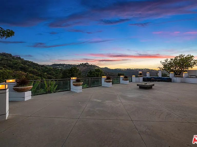 11470 Dona Evita Dr — Photo 44