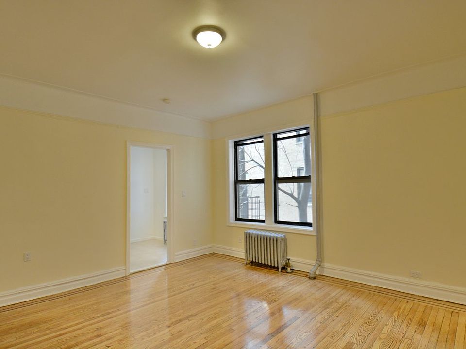 1st image of 3206 47th St #2G