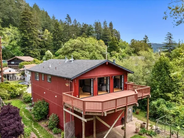 17786 Orchard Avenue, Guerneville, CA 95446