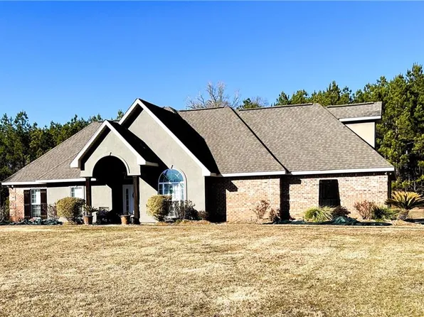 3018 Wesley Cir, Woodworth, LA 71485