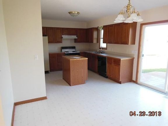 5th image of 846 Streamview Dr