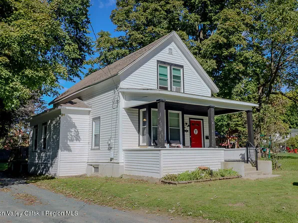11 Griswald Street, Nassau, NY 12123