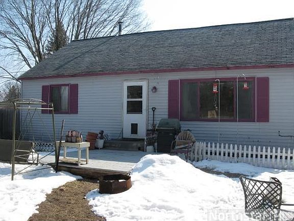2nd image of 108 Poplar Ln S