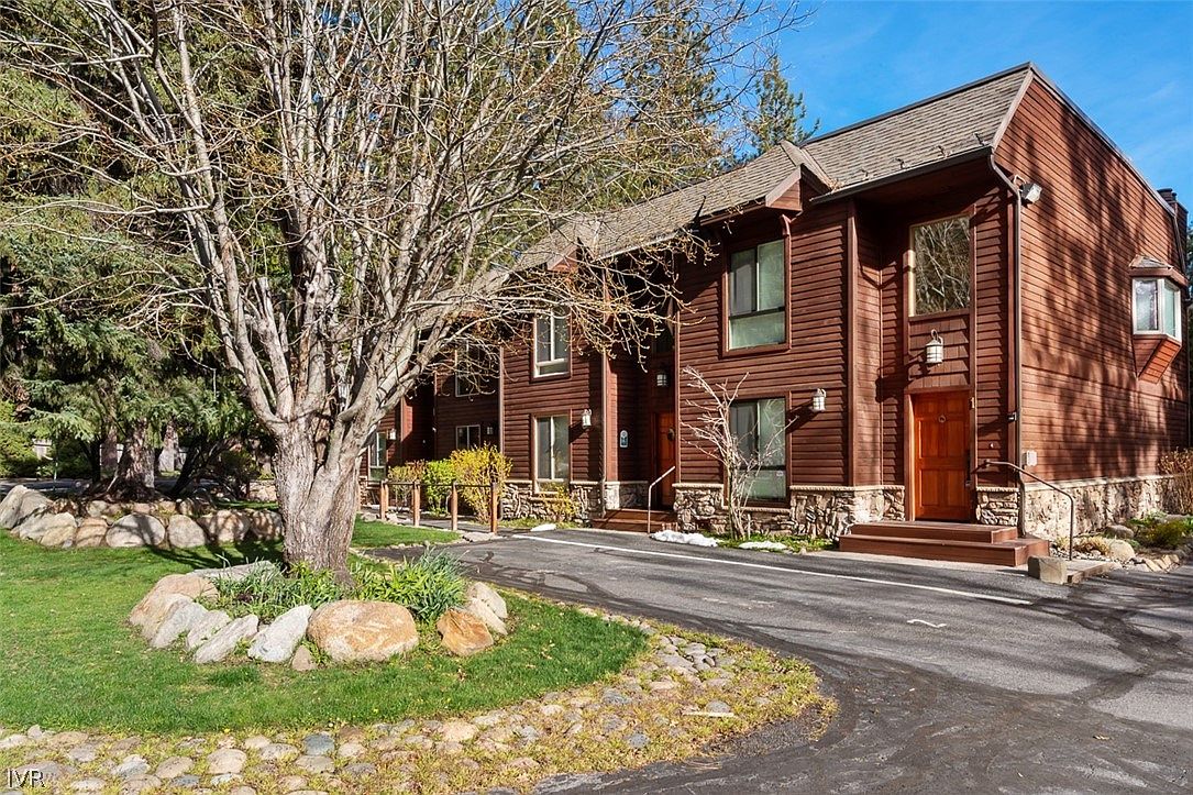 971 Fairway Blvd Unit 1