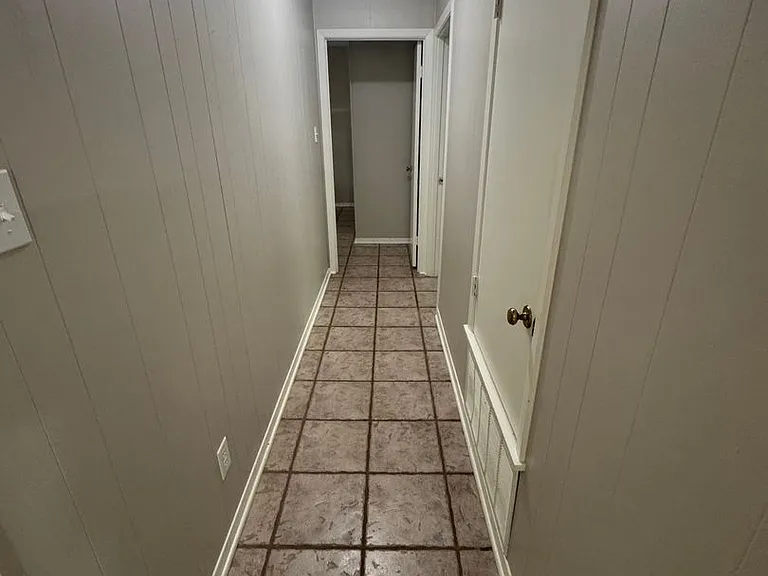 8174 FM 1402 — Photo 8