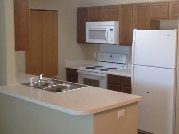 5th image of 7 Smith Creek Rd #9