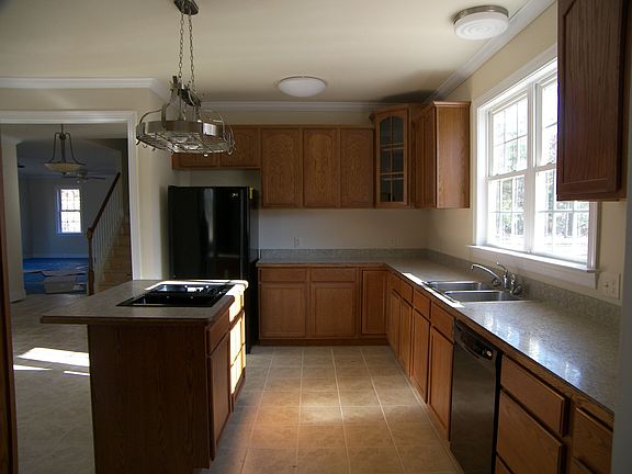 3rd image of 7612 Marye Rd