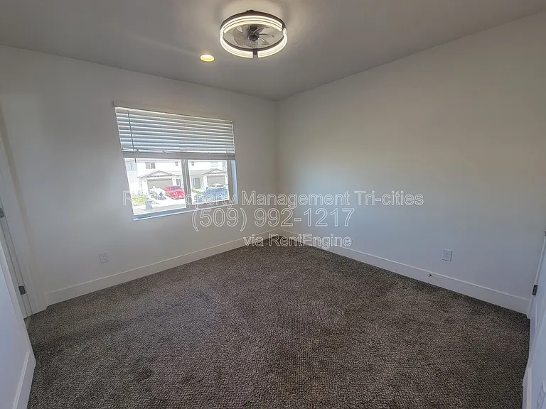 6708 Dradie Pl — Photo 10