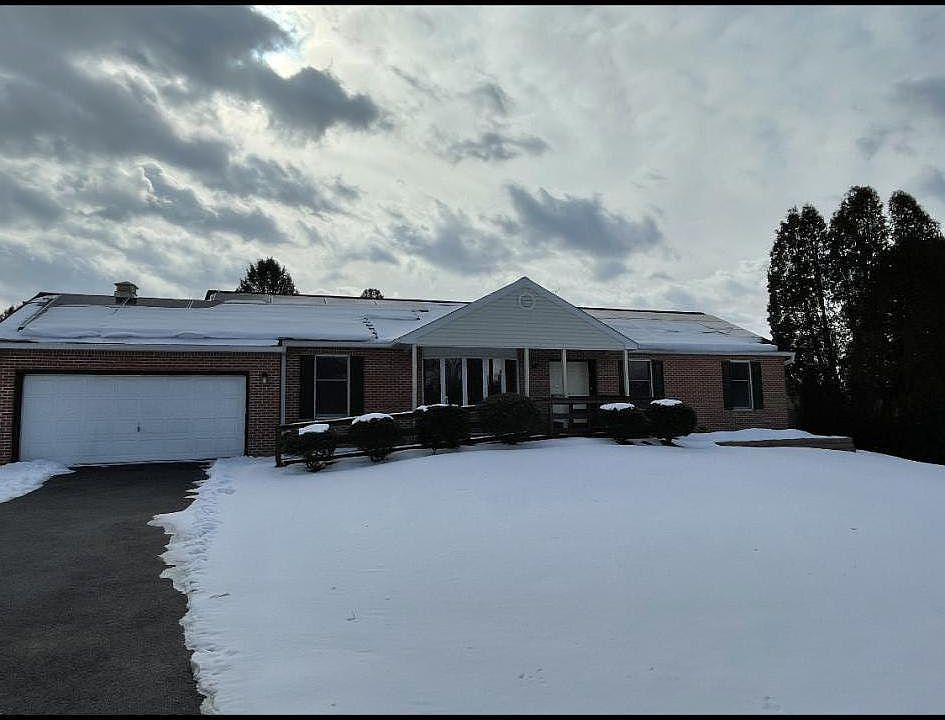 1st image of 1503 Christman Dr