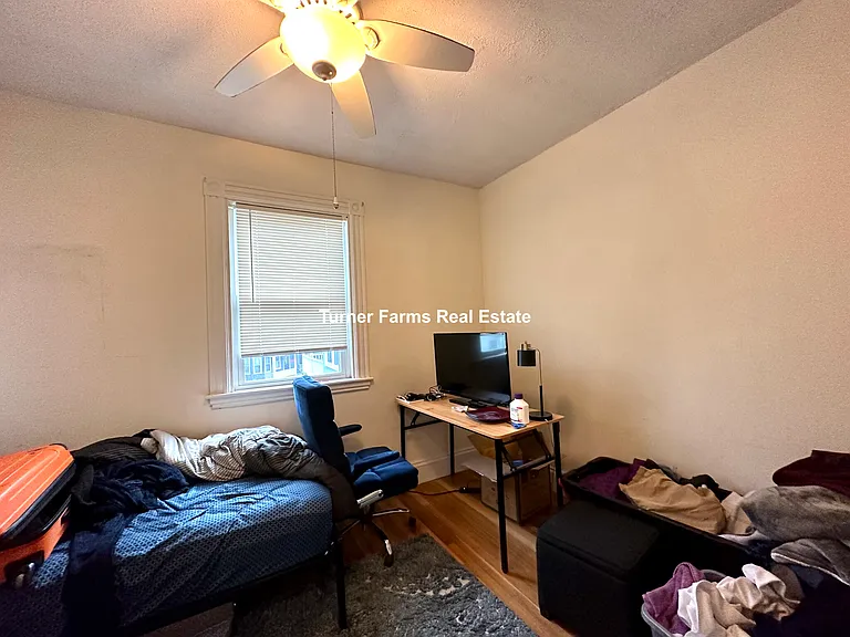 72 Roseclair St #2R — Photo 21