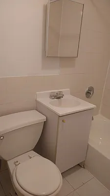 Rented by G Y B Realty Inc | media 8