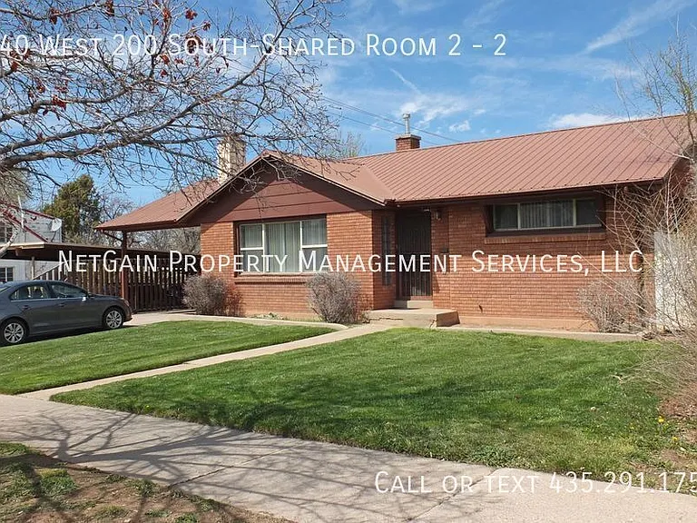 140 W South Shr #200 — Photo 8