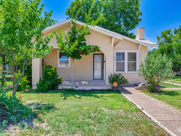 306 Avenue E, Ozona, TX 76943