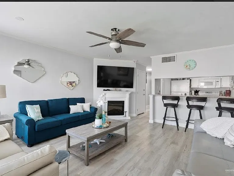 200 Padre Blvd #1208 — Photo 4