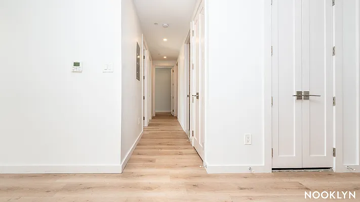 Rented by Nooklyn NYC LLC | media 73