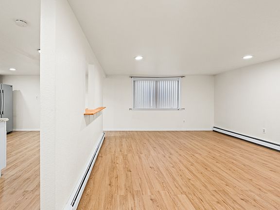 4th image of 135 Charles St #3