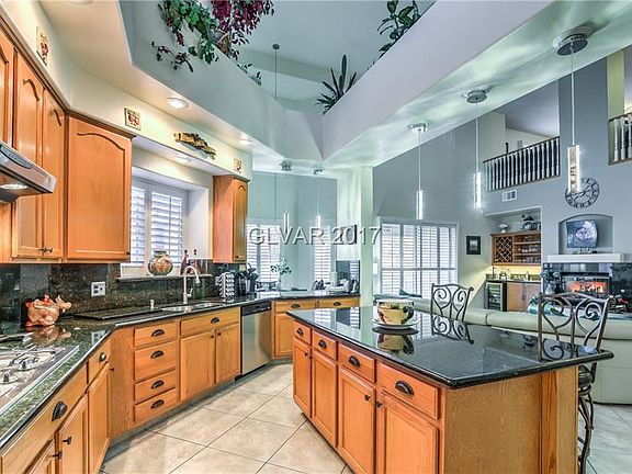 2nd image of 5504 Lucky Clover St