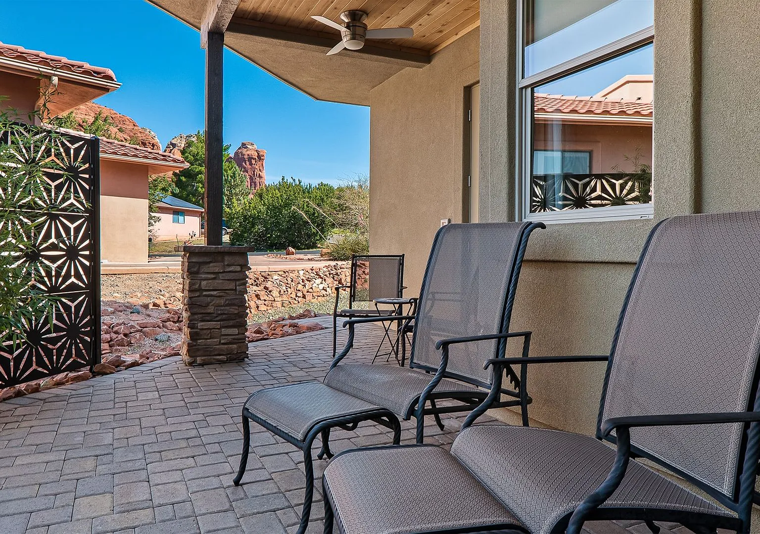 Beautiful Home In The Heart of West Sedona! — Photo 1