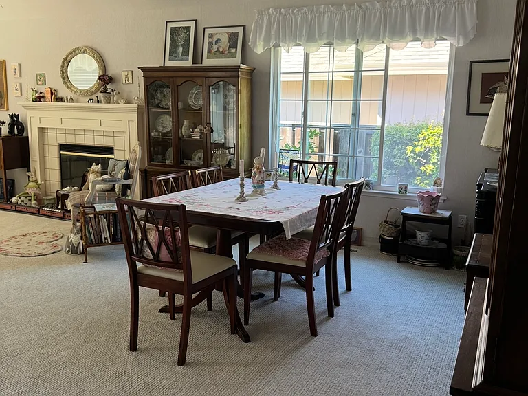 Oakmont Dr — Photo 7