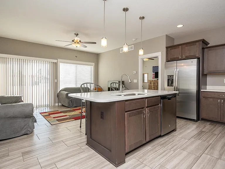 3724 Marigold Dr — Photo 6