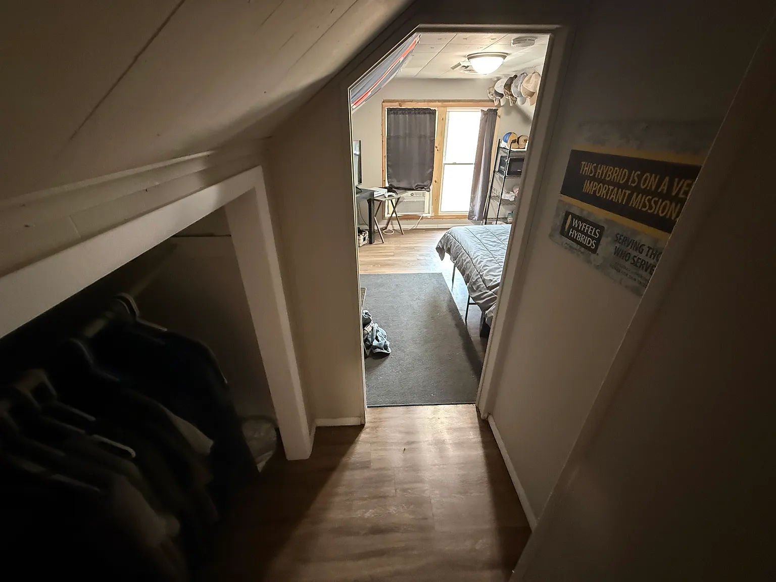 10 bed, $600 — Photo 1