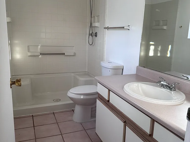 920 Somerset Meadows Dr NE — Photo 12