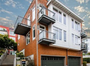136 Harbor Square Loop NE UNIT 136, Bainbridge Island, WA 98110