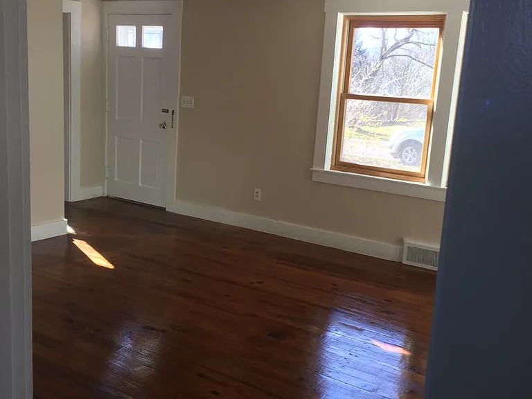 20 Grove St — Photo 2