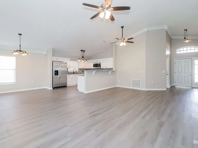 602 Elfrida Way — Photo 7