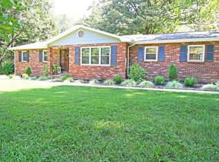 11354 Northview Dr, Dexter, MO 63841