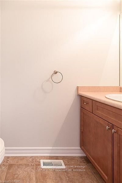 London House for rent - 4 Bedrooms — photo 15