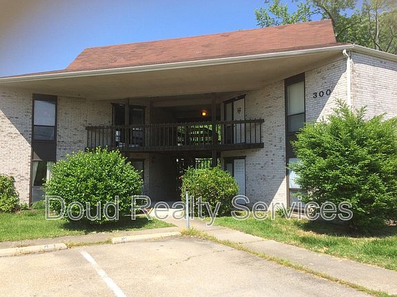 2nd image of 300 Garcia Dr APT C