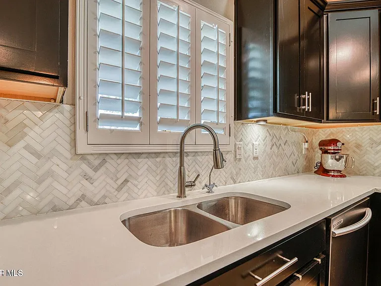 12133 Chapel Hill Rd — Photo 18