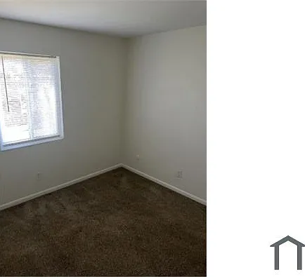 1036 Cherry Dr #8 — Photo 5