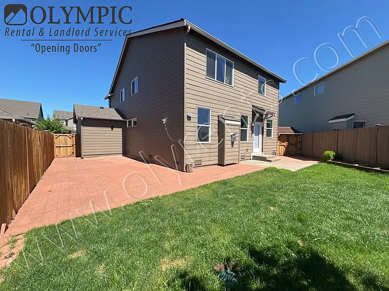 2829 Cassius St NE — Photo 22