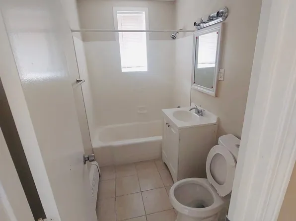 63 Huntington St APT 4a, Hartford, CT 06105