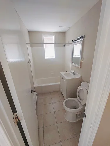 63 Huntington St #4A Photo 1