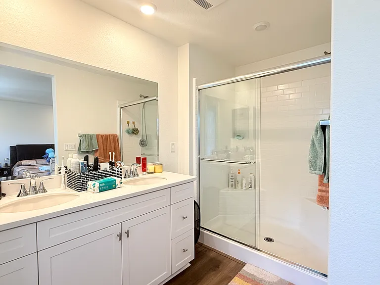 3925 E Carmel Privado — Photo 16