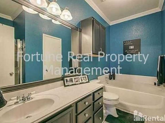 3rd image of 3625 Cattlebaron Dr