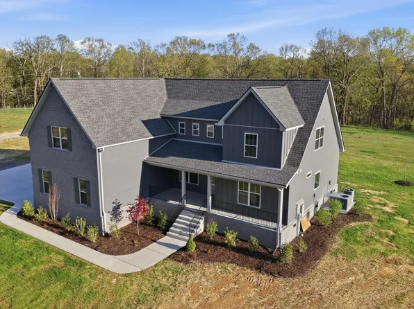 6211 Dyer Rd, Goodlettsville, TN 37072