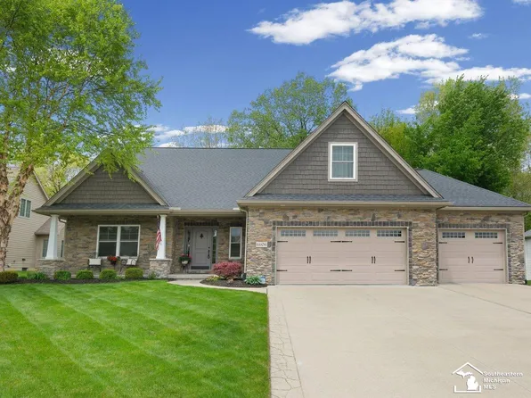 6606 Summerlyn Blvd, Lambertville, MI 48144