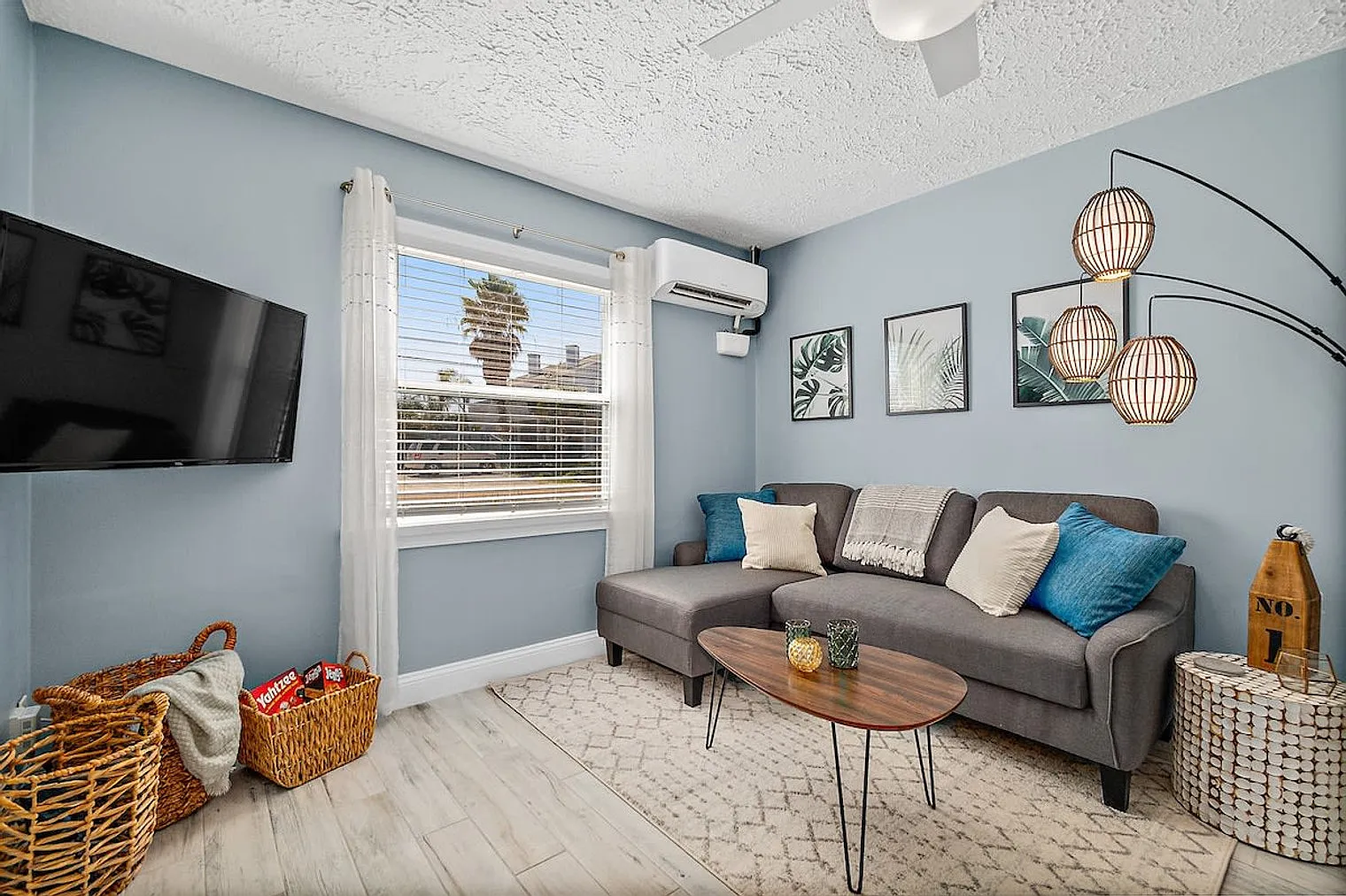 1 bed, 1.0 bath, 495 sqft, $3,670 — Photo 1