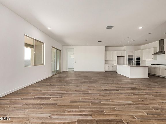5th image of 449 W Flax Drive