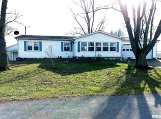 1565 County Road 1400 N, Carmi, IL 62821