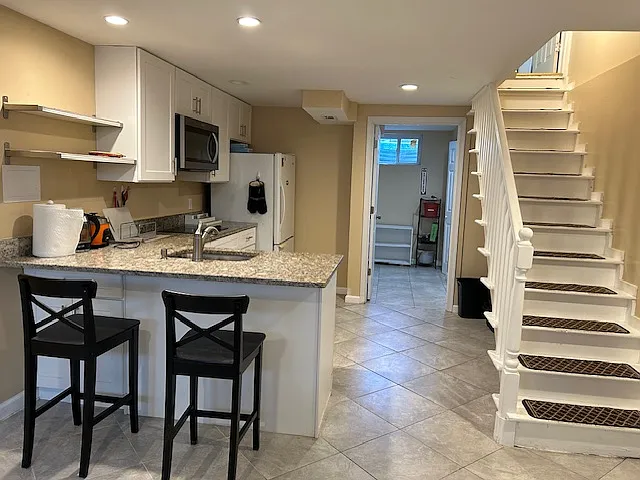 5030 Iroquois St — Photo 4